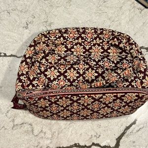 Vera Bradley toiletries/cosmetic tote
